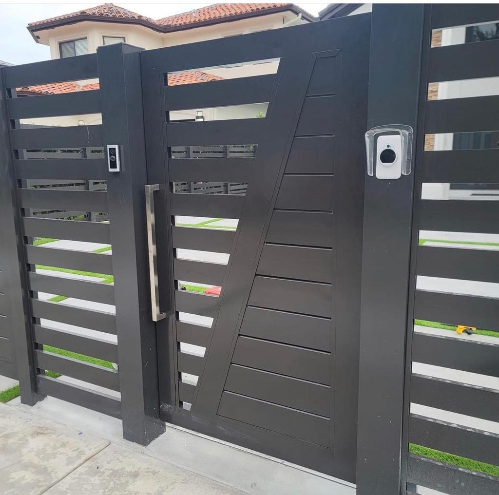 Custom Aluminum Fences